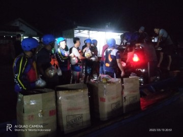 Tim Peduli Kemanusiaan Terjun Jadi Relawan Korban Banjir di Kabupaten Musi Rawas