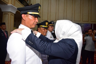 M Salman Alfaresi Dilantik Menjadi Camat Megang Sakti, Ini Pesan Bupati