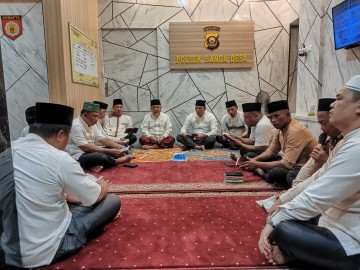 Sambut Tahun Baru 2024, Polsek Sanga Desa Gelar Yasinan Bersama