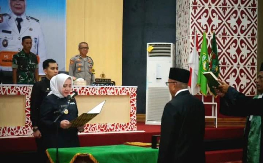 Bupati Mura Lantik Ali Sadikin Jadi Sekda Definitif