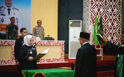 Bupati Mura Lantik Ali Sadikin Jadi Sekda Definitif
