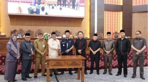 Ketua DPRD Lubuklinggau Pimpin Langsung Rapat Paripurna Pembahasan Raperda
