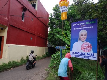 Tunjukan Keseriusan Ir Holda M.Si Tebar Baleho di Seluruh Wilayah Sumsel