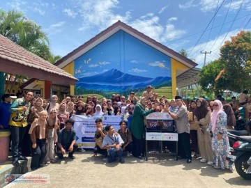 Gebyar “Fun Art For Kids” di SDN Kubang Laban, Siswa Antusias Belajar Desain Digital dengan Paint Brush